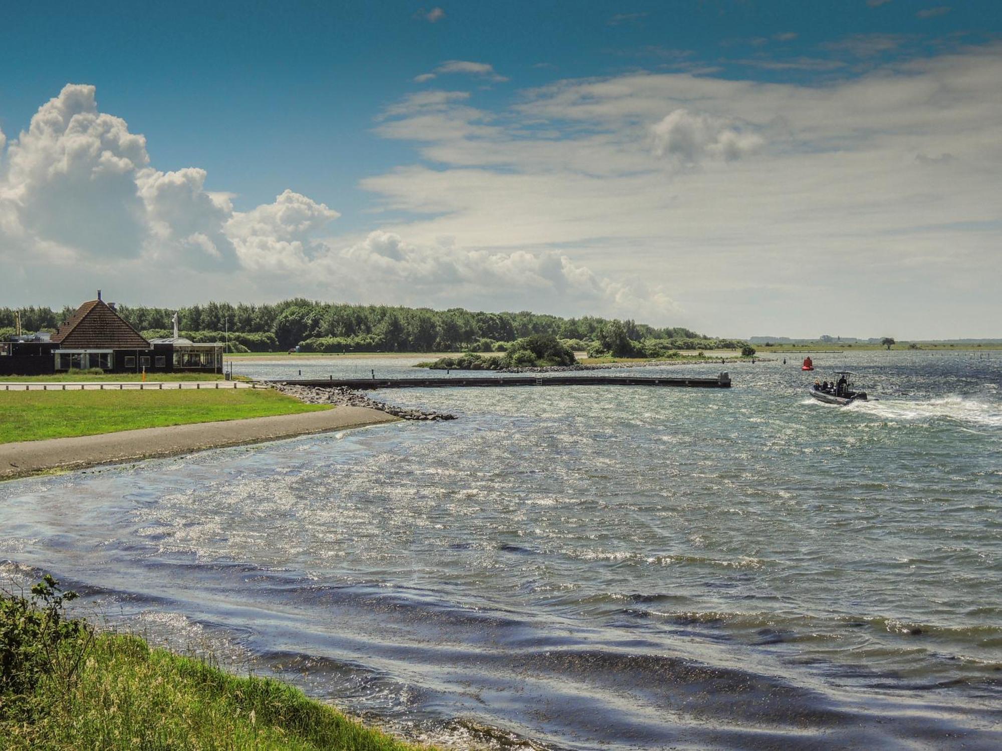 Ruime Vrijstaande Vakantiewoning Aan Veerse Meer, 6 Persoons Wolphaartsdijk Exterior foto